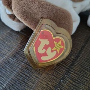 Ty Beanie Babies Heart-Shaped Tag with Red and Gold (Tracker)